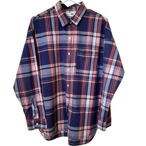 Old Navy Women’s Plaid Long Sleeved Collard Boyfriend Shirt